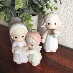 ENESCO • Precious Moments Holiday Figurines